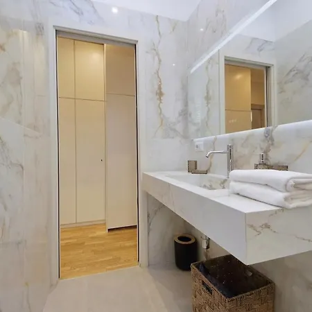 200m From The Station Deluxe Boho Oasis * רומא